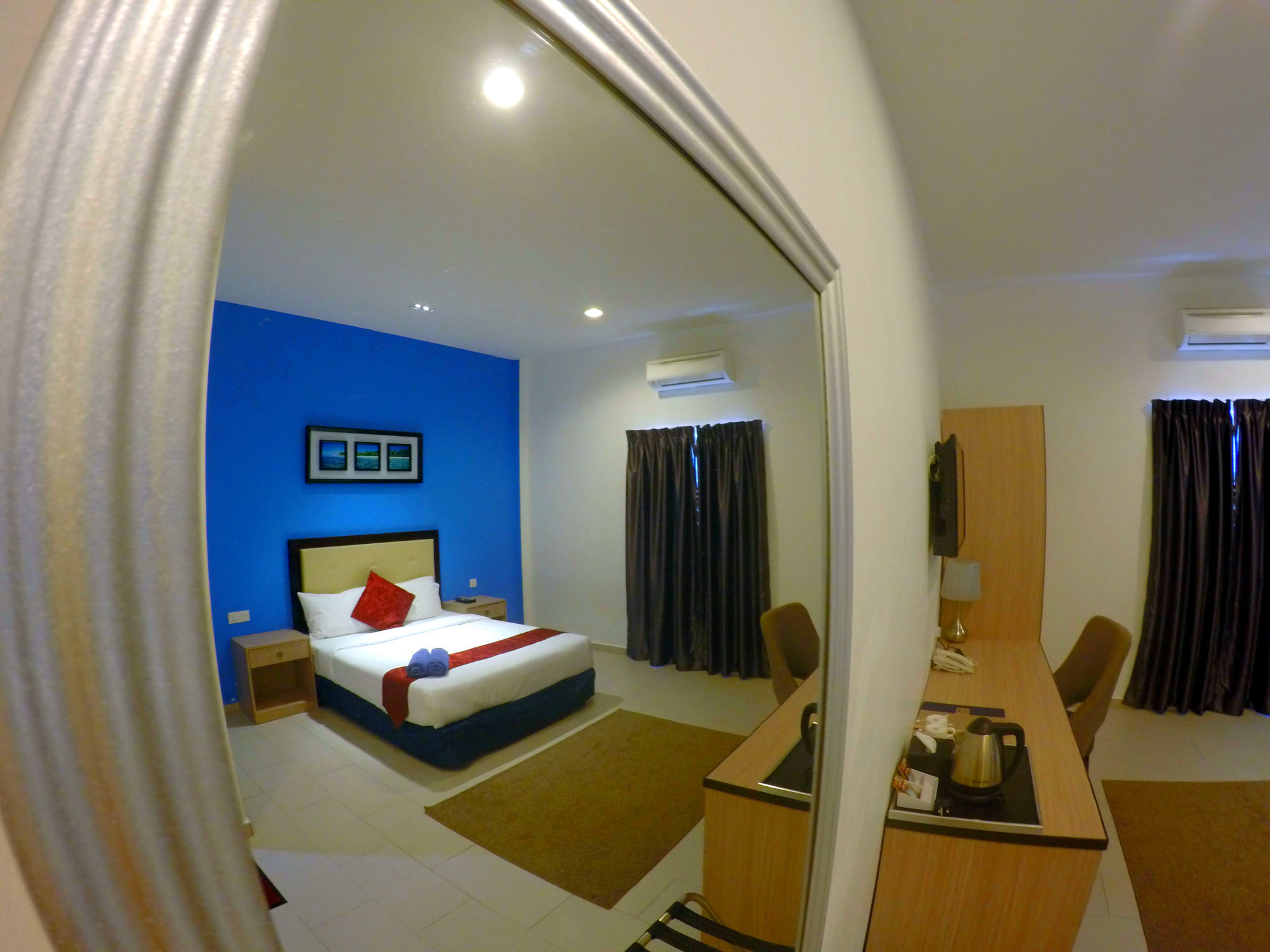 Royal Agate Beach Resort Pantai Cenang  Extérieur photo